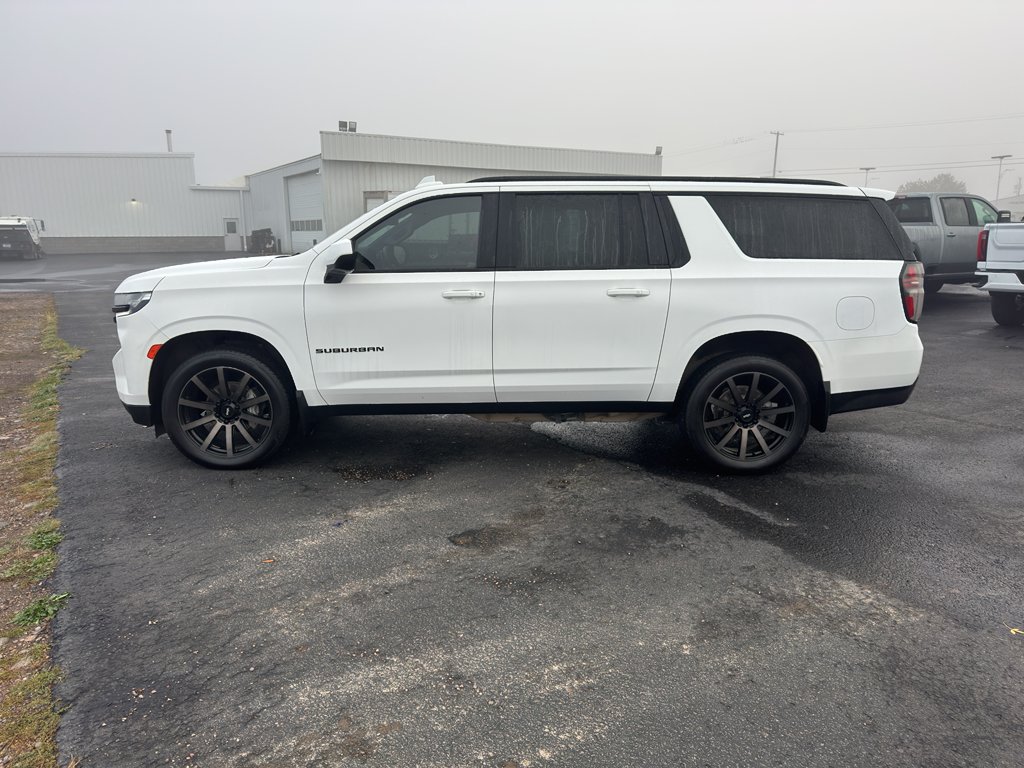 Used 2023 White Chevrolet RST image 1
