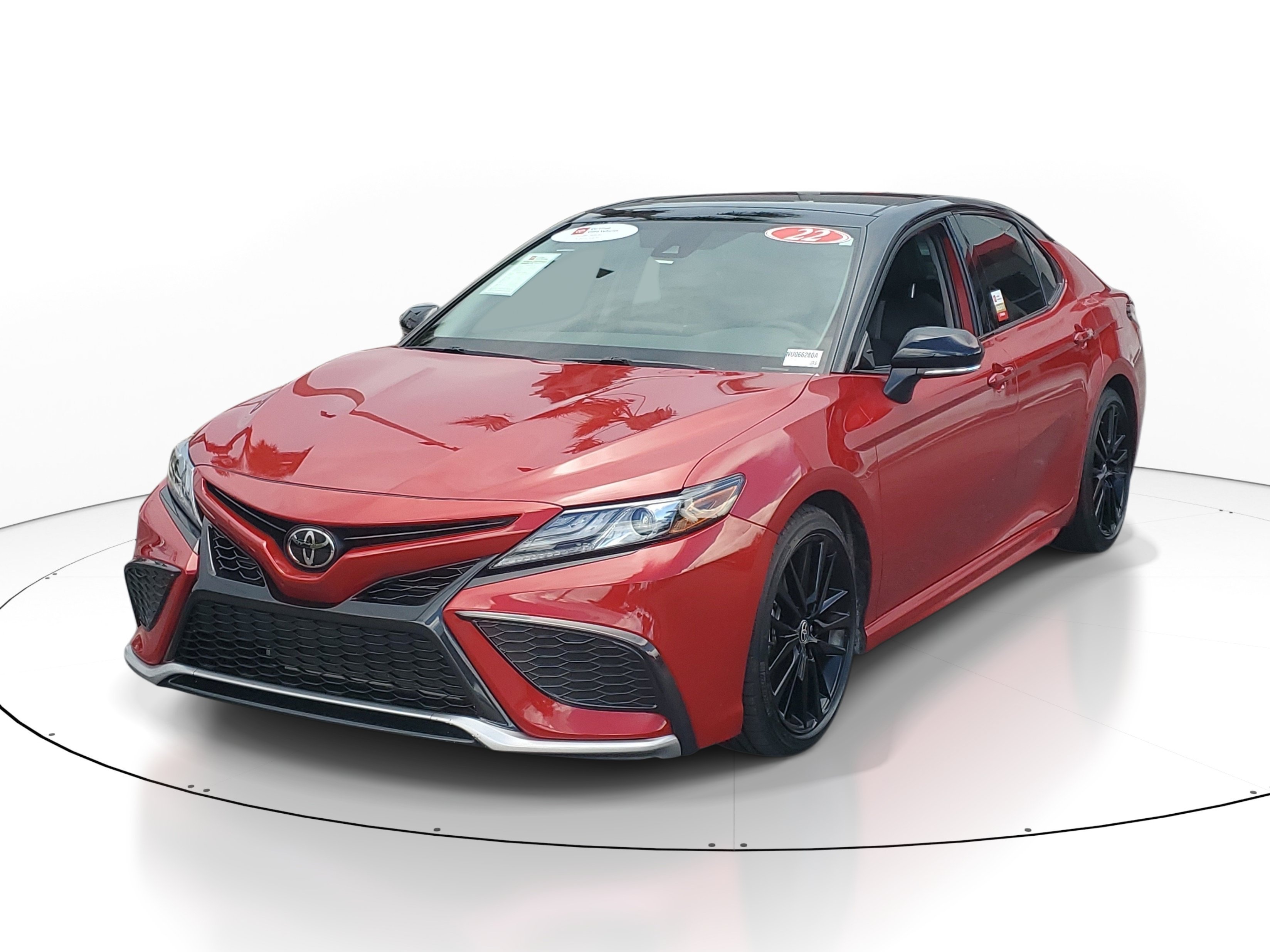 Used 2022 Supersonic Red/Midnight Black Metallic Toyota XSE image 3