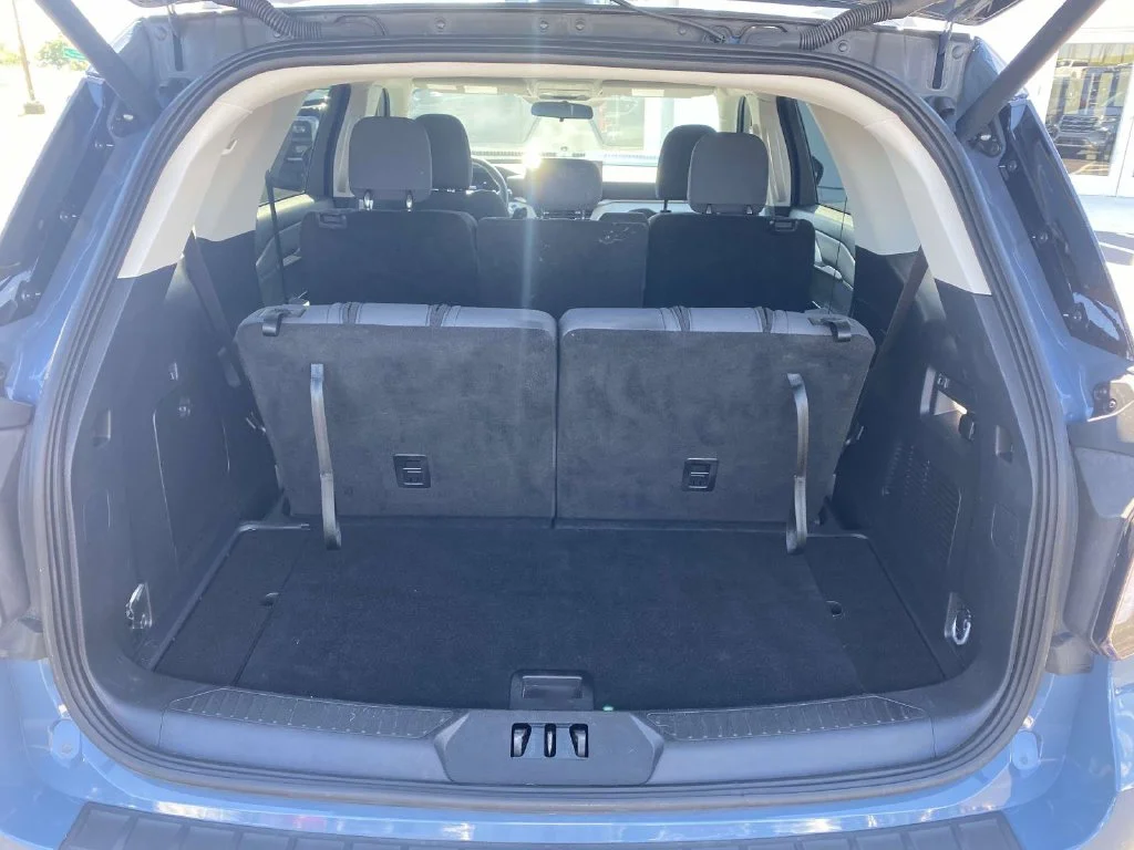 Used 2025 Blue Ford Active image 10