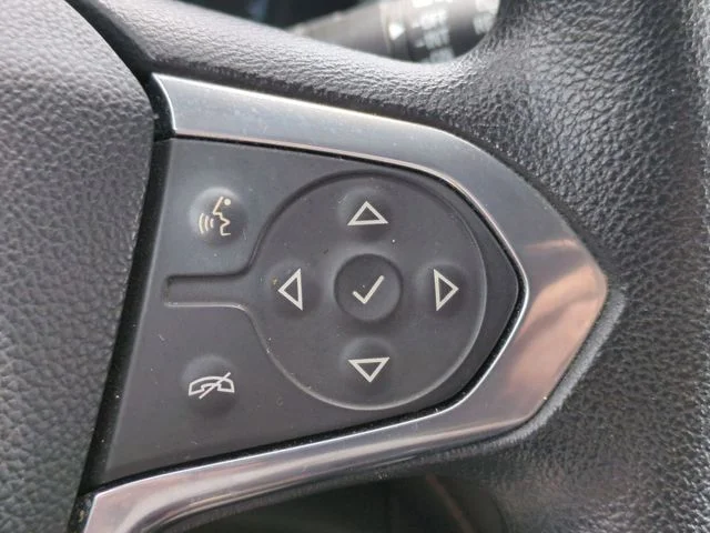 Used 2021 Gray Chevrolet LS image 17