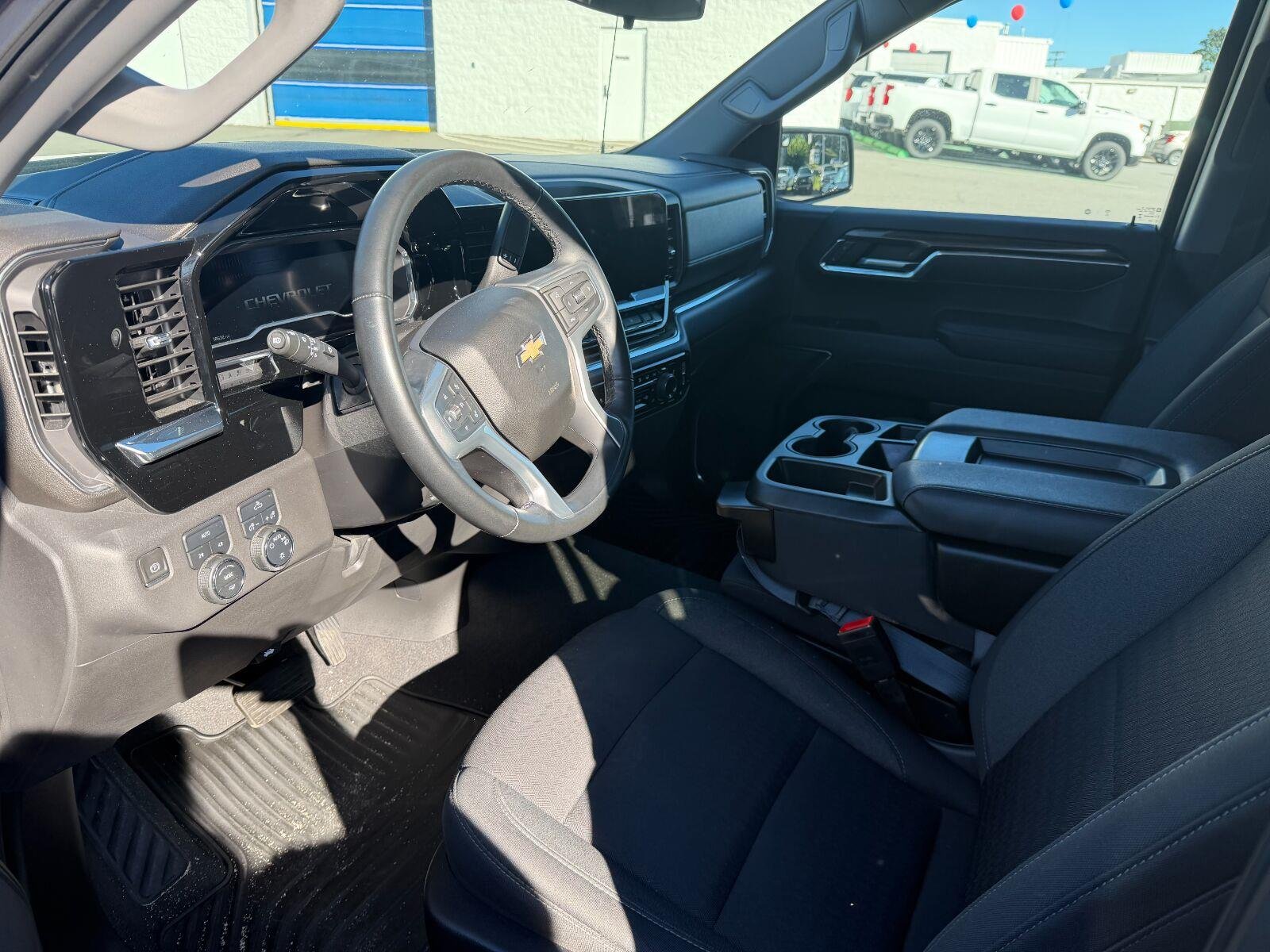 Used 2023 DARK ASH METALLIC Chevrolet LT image 6
