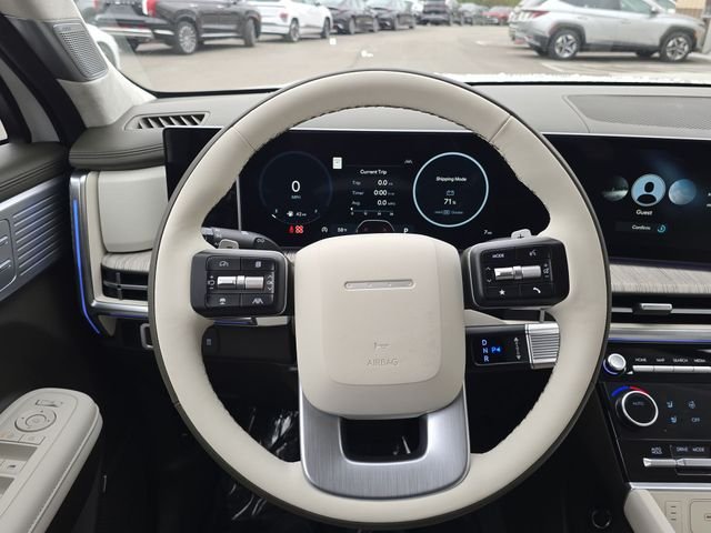 Used 2025 White Hyundai Calligraphy image 14