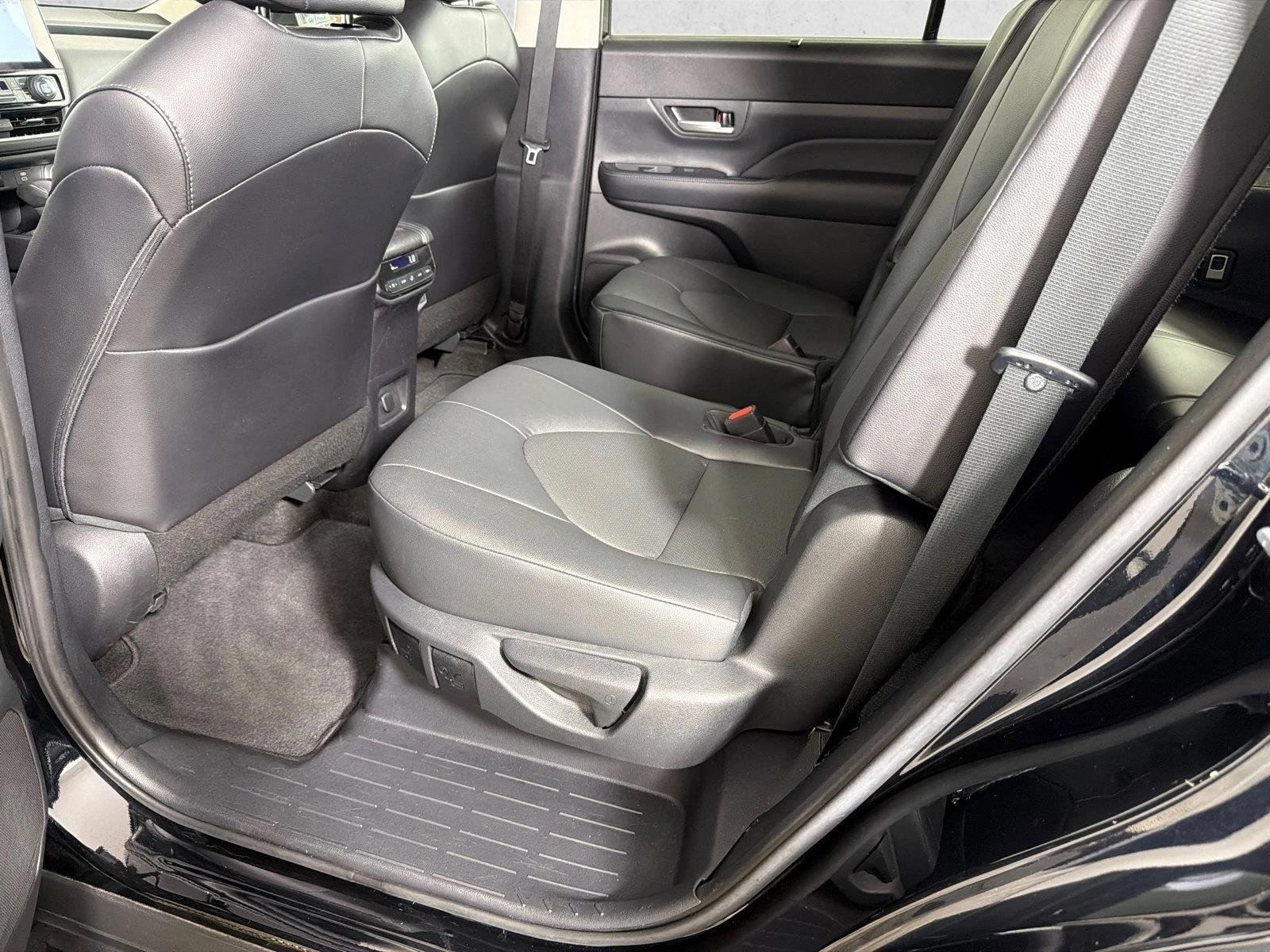 Used 2024 Midnight Black Metallic Toyota XLE image 21