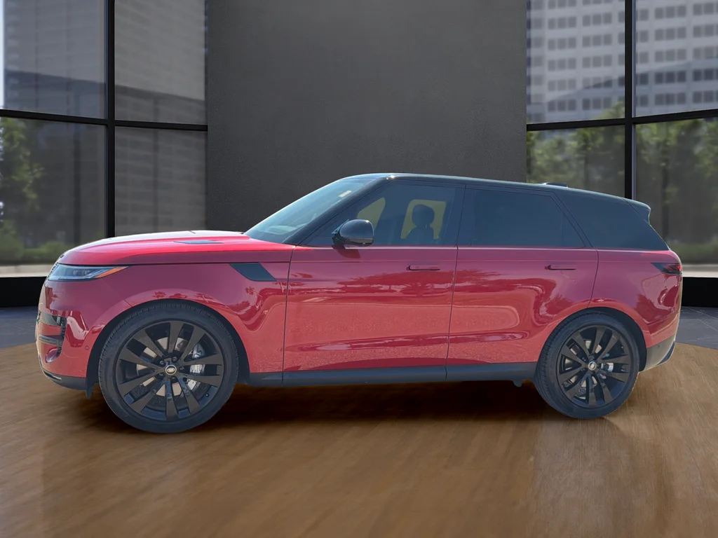 Used 2025  Land Rover SE image 13