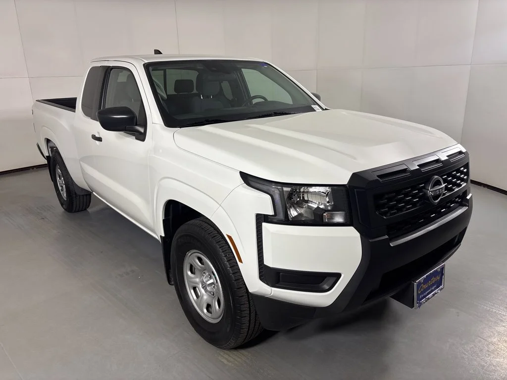 Used 2025 White Nissan S image 2