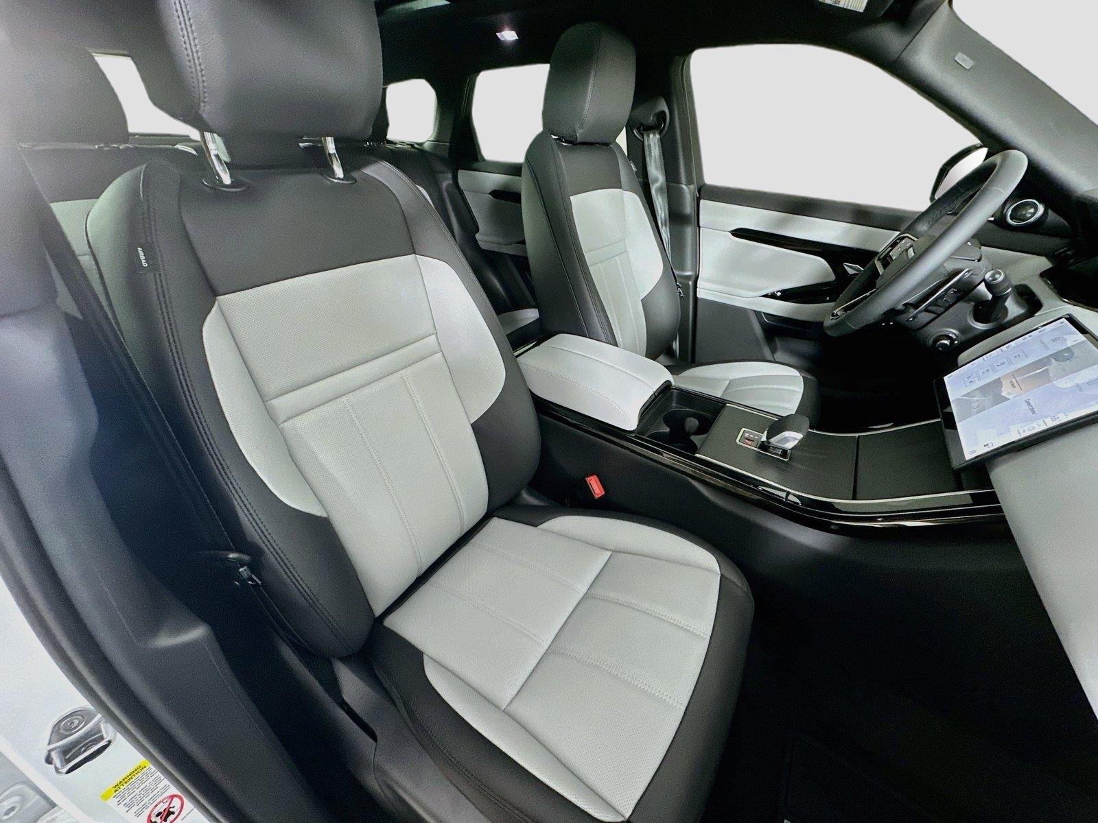 Certified Used 2026 Fuji White Land Rover Dynamic SE image 28