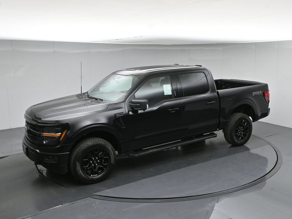 New 2026 Agate Black Metallic Ford XLT image 41
