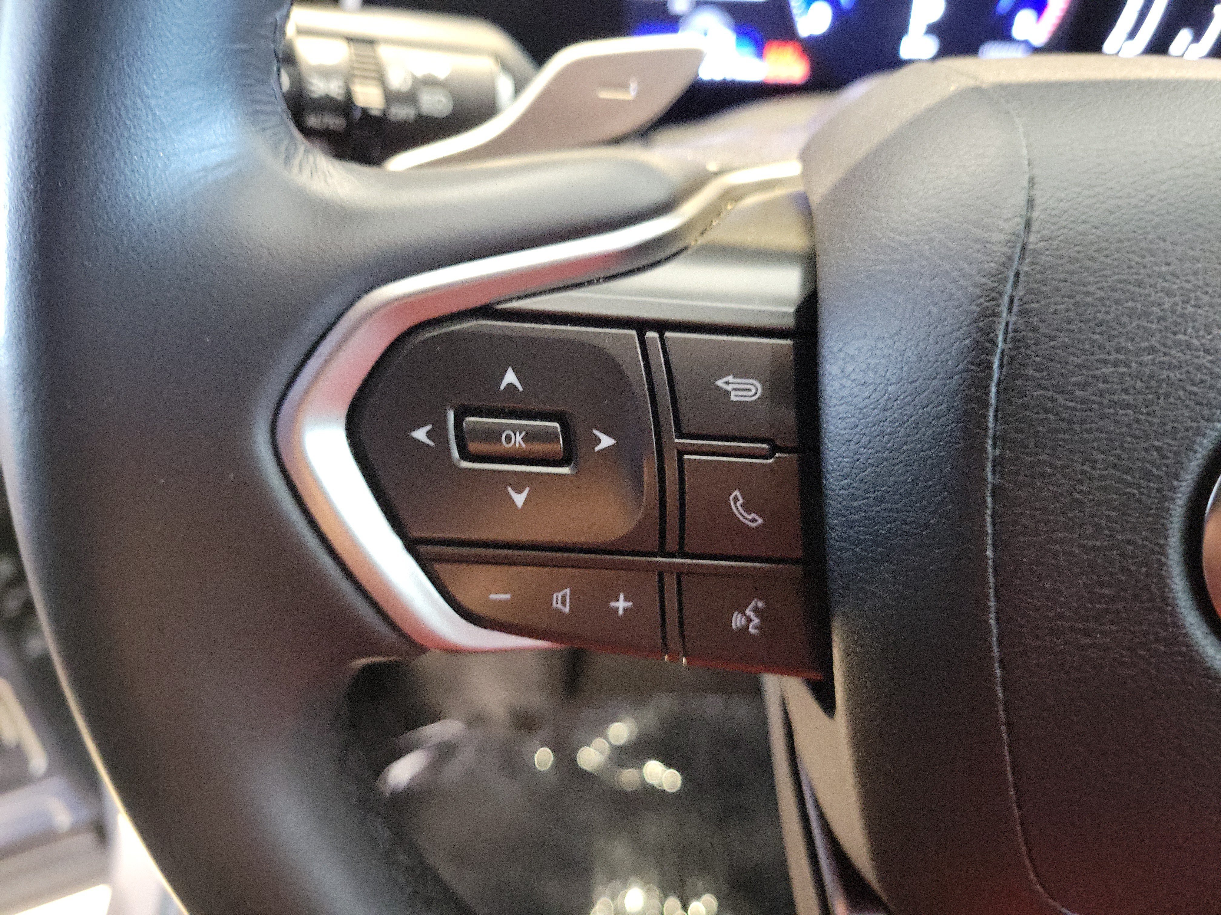 Certified Used 2023 Gray Lexus NX 250 image 28