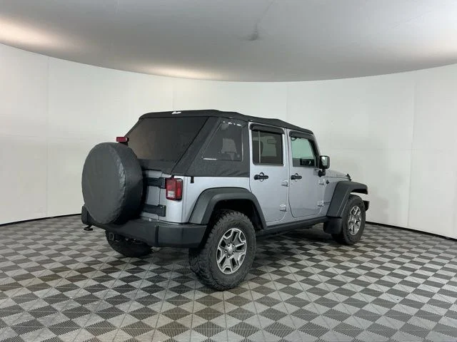 Used 2015 Billet Silver Metallic Jeep Unlimited Rubicon image 5