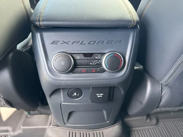 New 2026 Carbonized Gray Metallic Ford Tremor® image 11