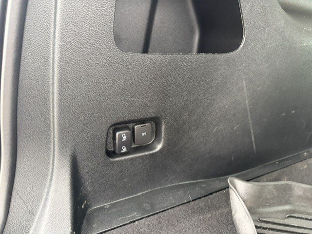 Used 2018 Blue Metallic Ford SEL image 32