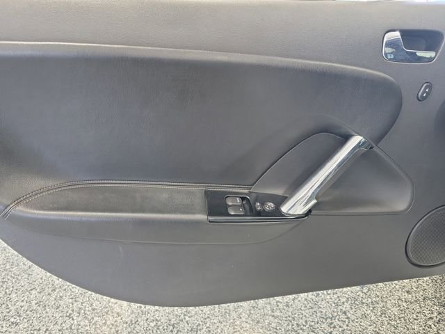 Used 2008 White Saturn Red Line image 9