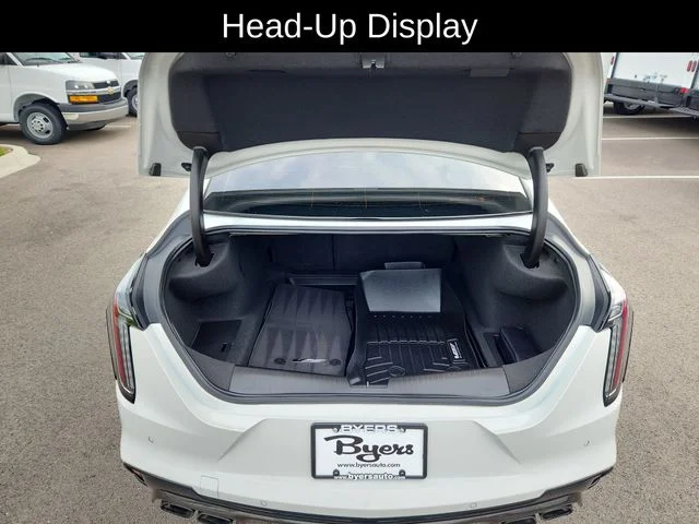 Used 2022 White Cadillac V-Series image 33