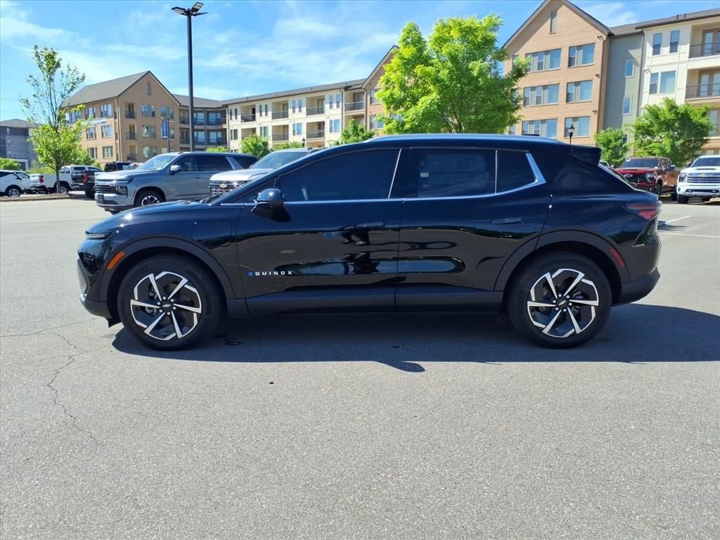 New 2026 Black Chevrolet LT image 31