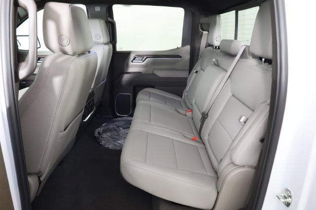 2026 GMC Sierra 1500 SLT - Photo 32