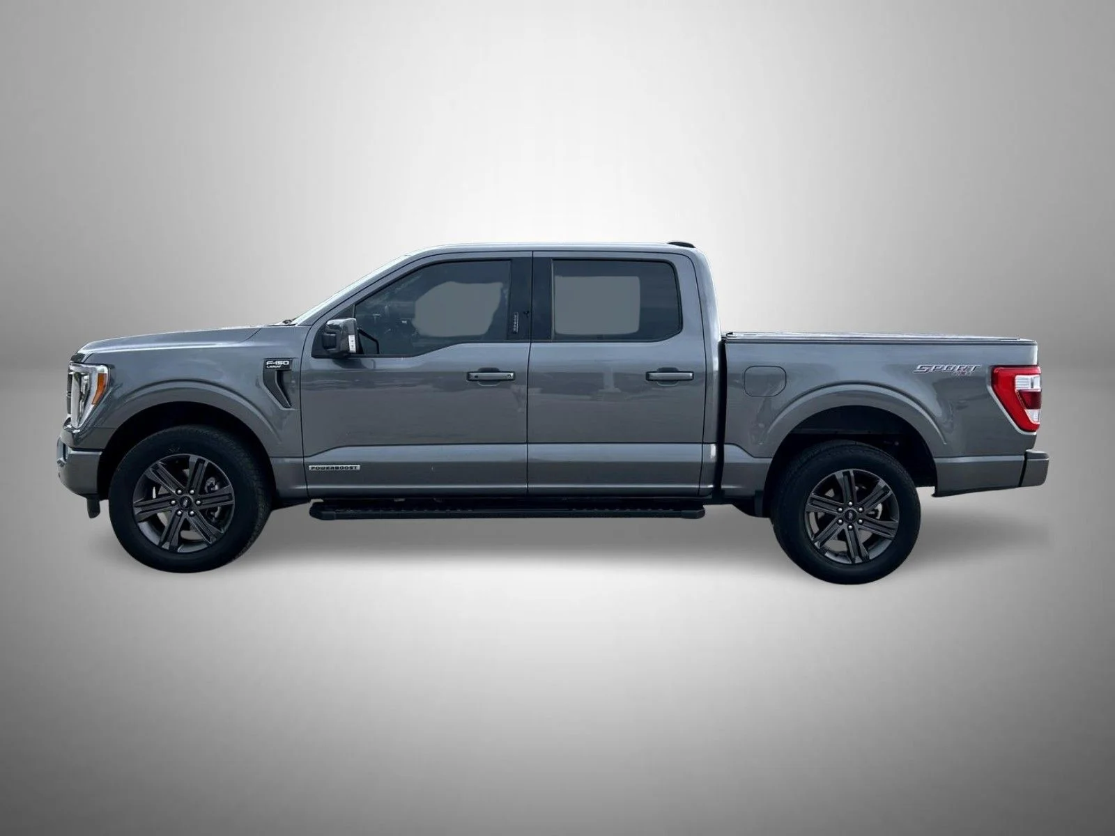 Used 2023 Gray Ford Lariat image 8