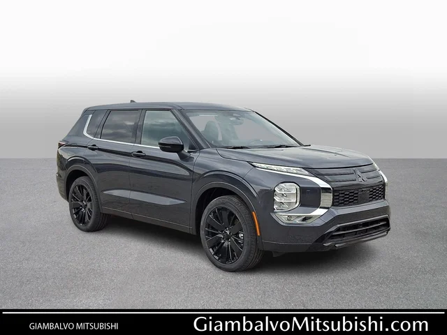 2026 Mitsubishi Outlander LE
