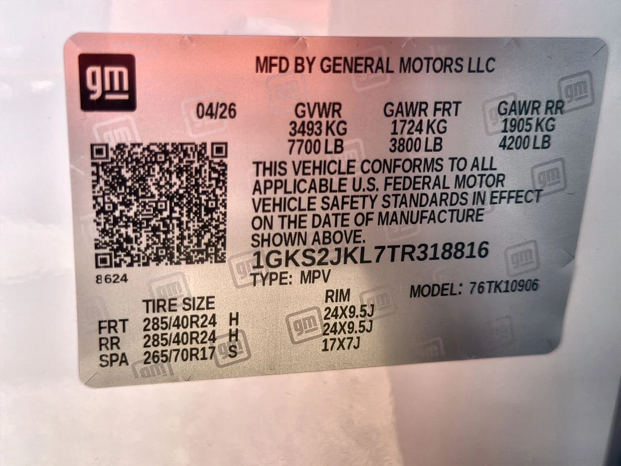 New 2026 Summit White GMC Denali image 29