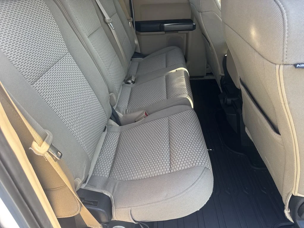 Used 2019 White Ford XLT image 15