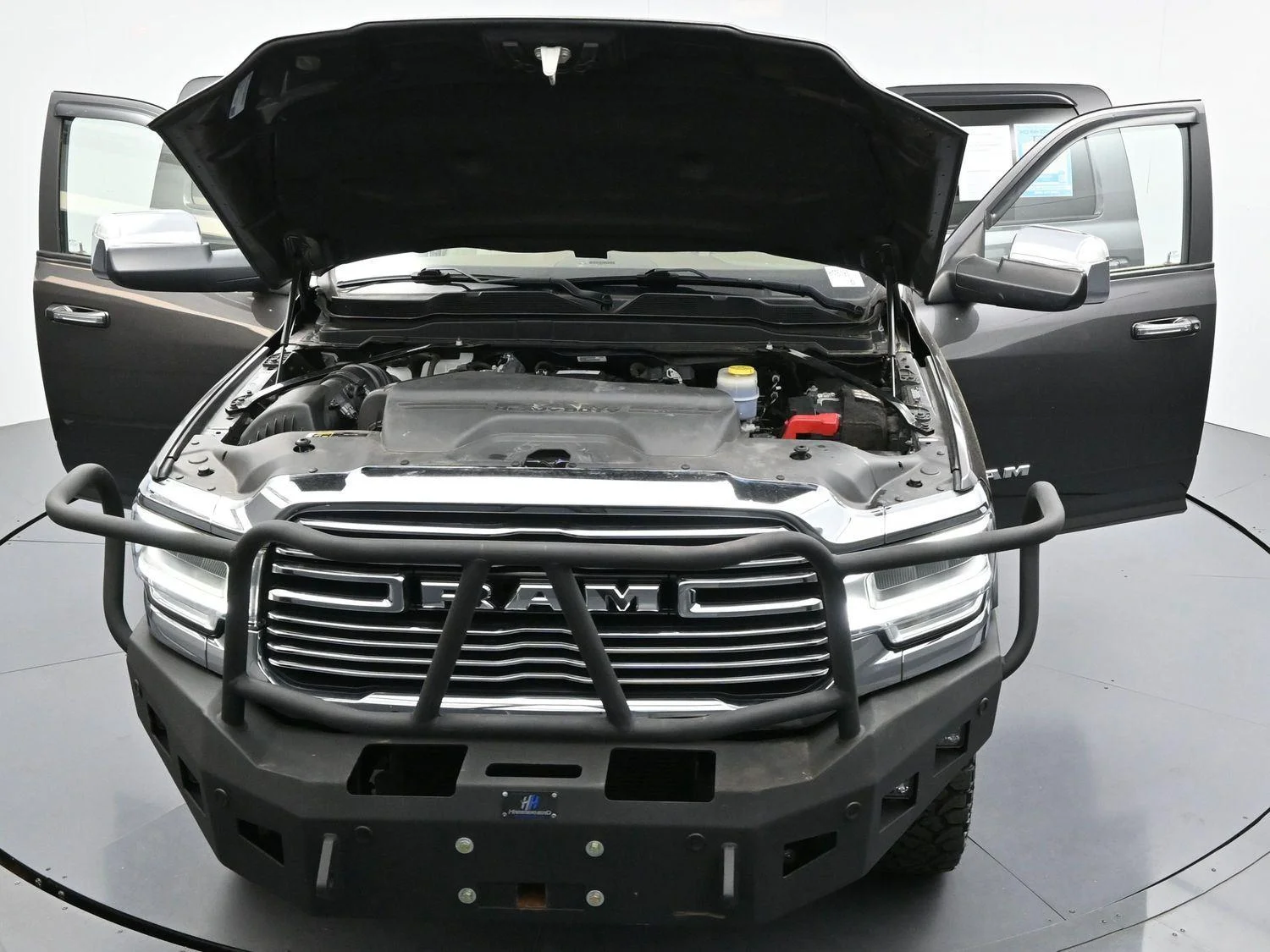 Used 2022 Granite Crystal Metallic Clearcoat Ram Laramie image 46