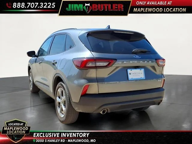Used 2025  Ford ST-Line Select image 2