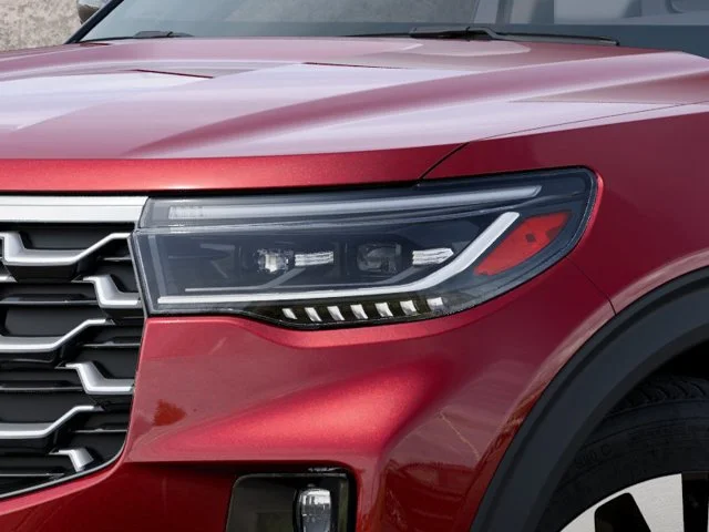 New 2027 Ruby Red Metallic Tinted Clearcoat Ford Platinum™ image 21