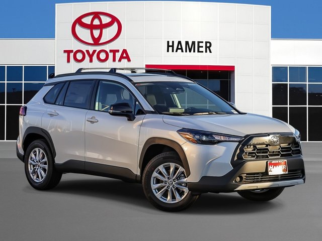 2026 Toyota Corolla Cross LE