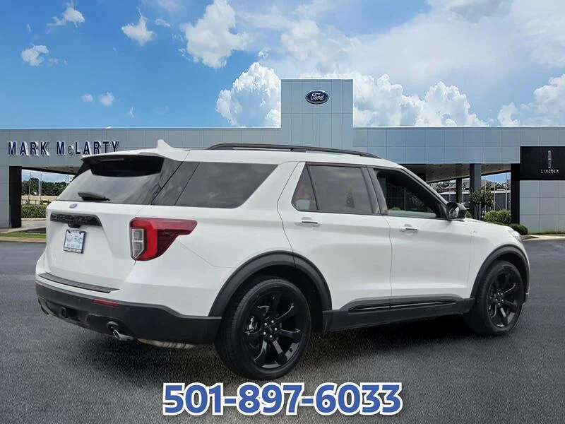 Used 2023 WHITE FORD ST-LINE RWD image 5