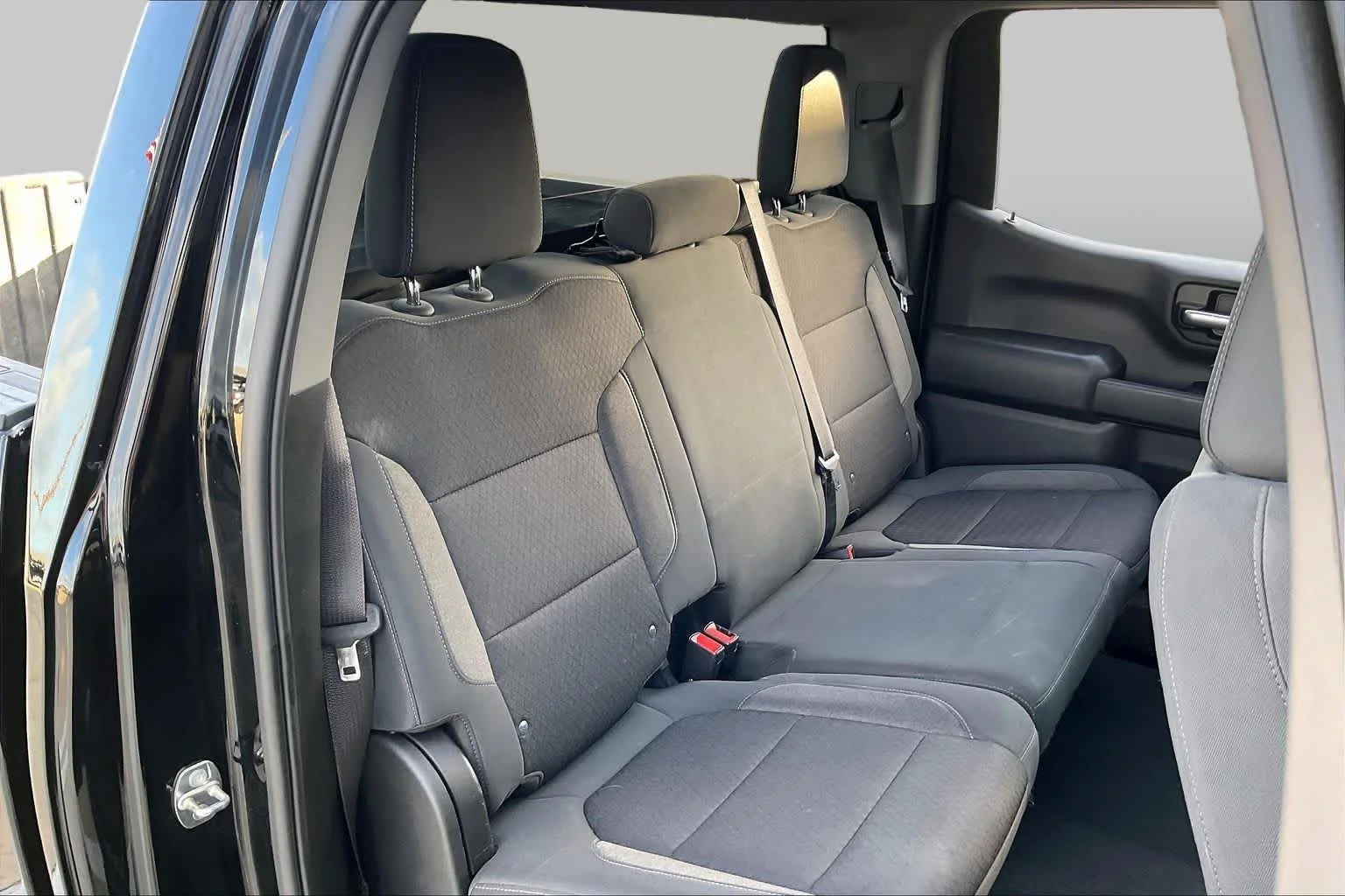 Used 2022 Black Chevrolet Custom image 19