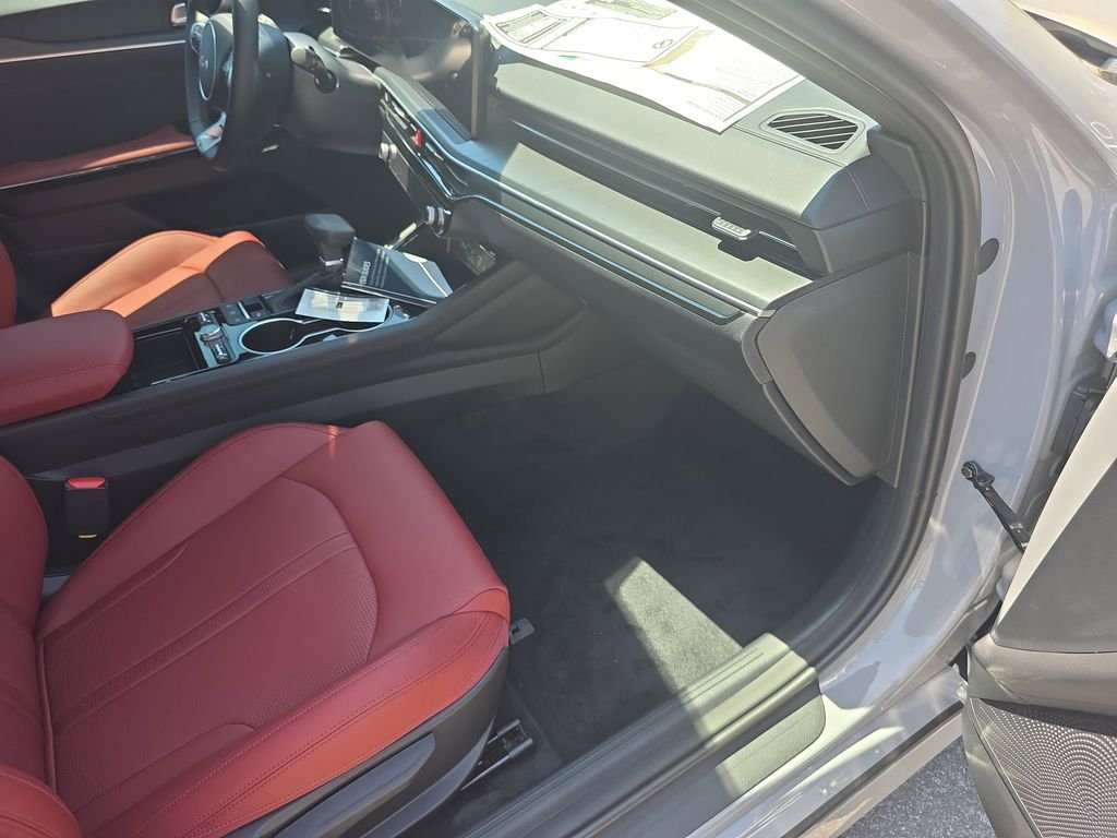 New 2026 Wolf Gray Kia GT-Line image 34
