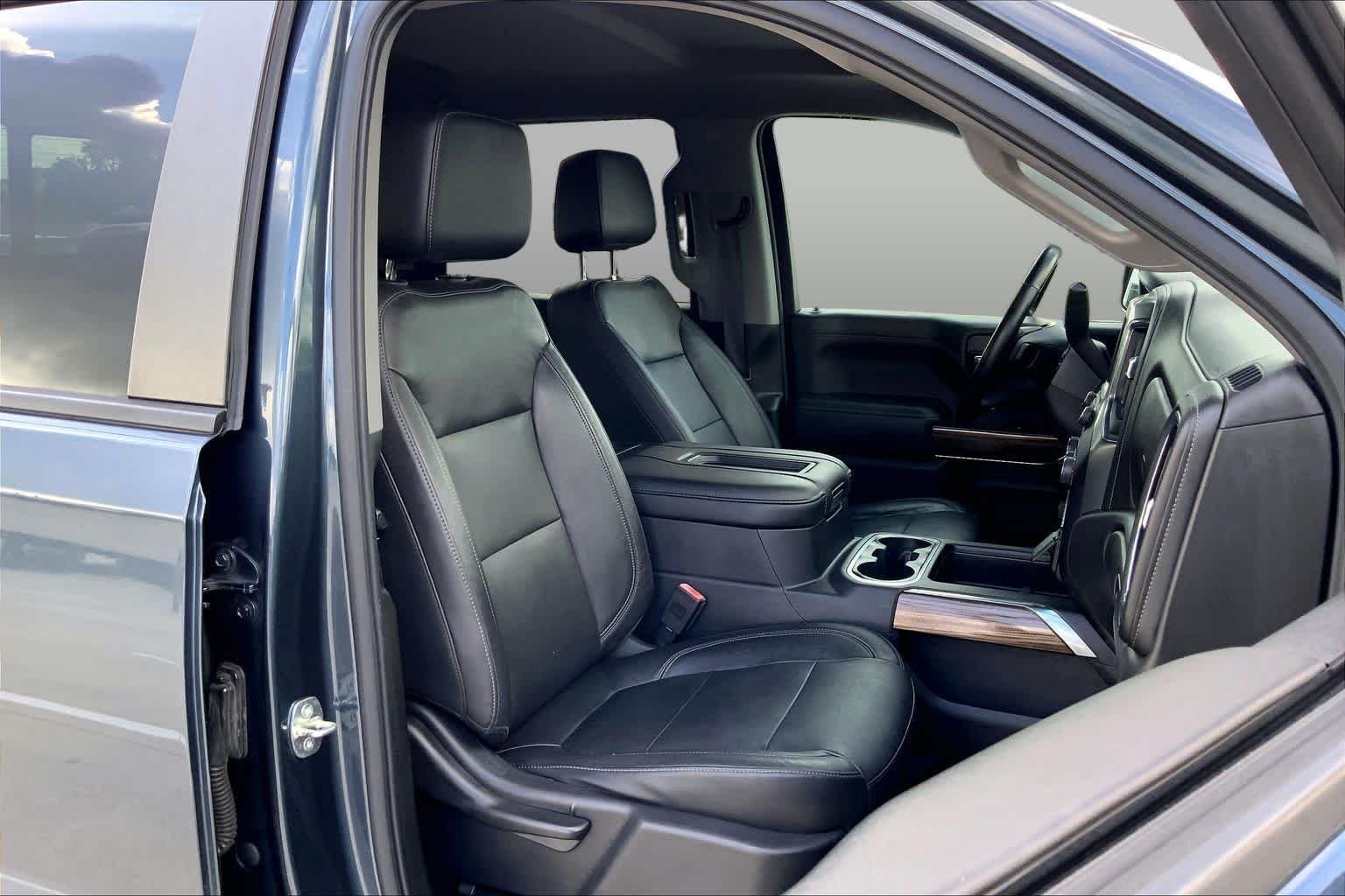 Used 2020 SHADOW GRAY METALLIC Chevrolet LT Trail Boss image 8