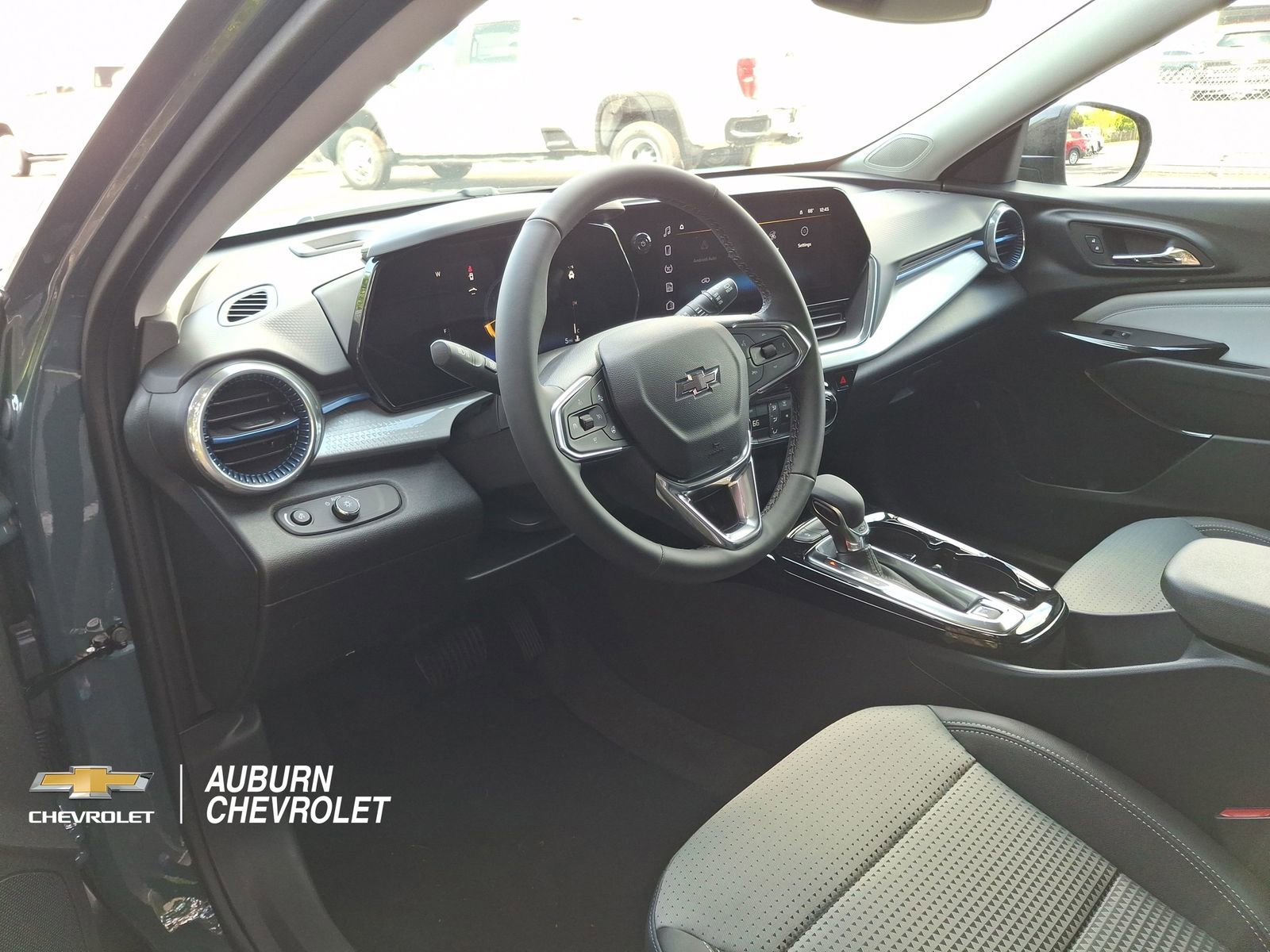 2026 Chevrolet Trax LT - Photo 14