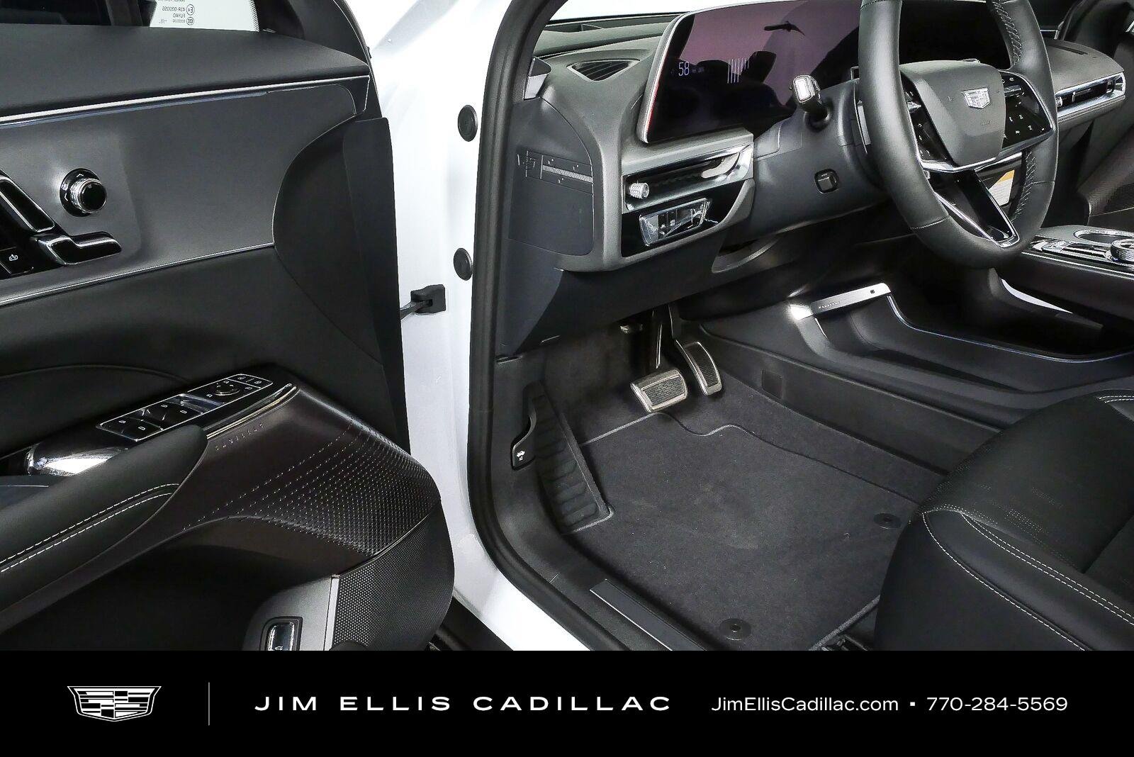 New 2027 Vibrant White Tricoat Cadillac Sport image 7