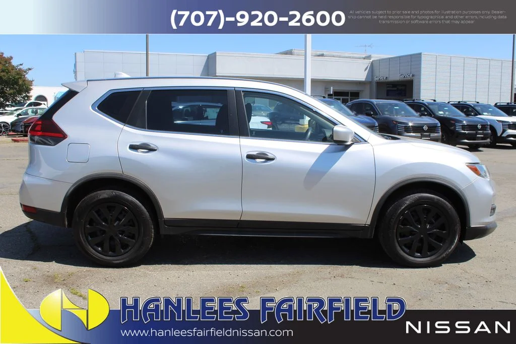 Used 2020 Silver Nissan S image 6