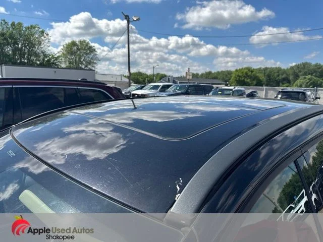 Used 2010 Gray Volvo 3.2 image 2