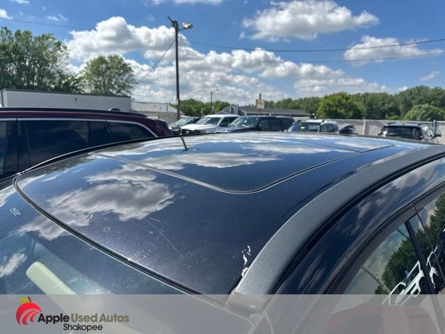 Used 2010 Gray Volvo 3.2 image 2