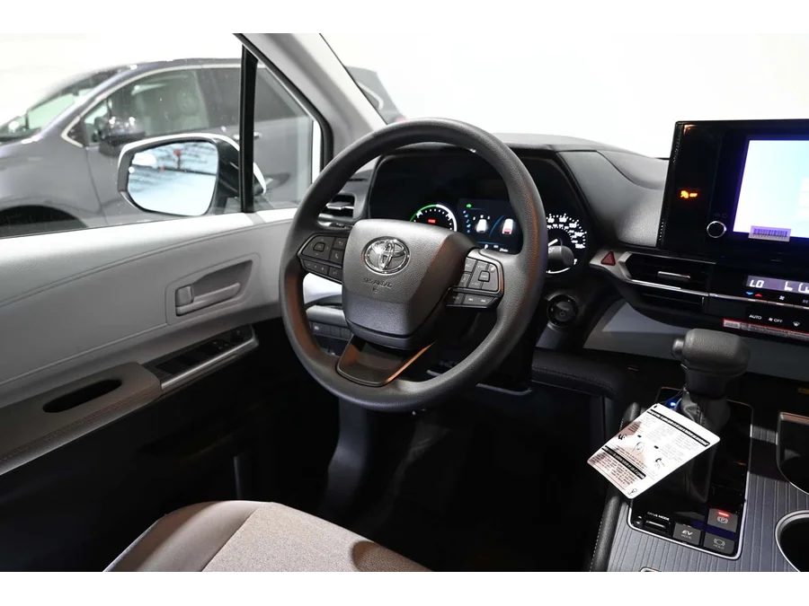 New 2026 WHITE Toyota LE Mobility Handicap Van image 25