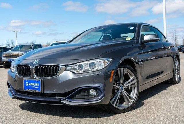 2016 BMW 4 Series 428i xDrive Convertible SULEV's photo