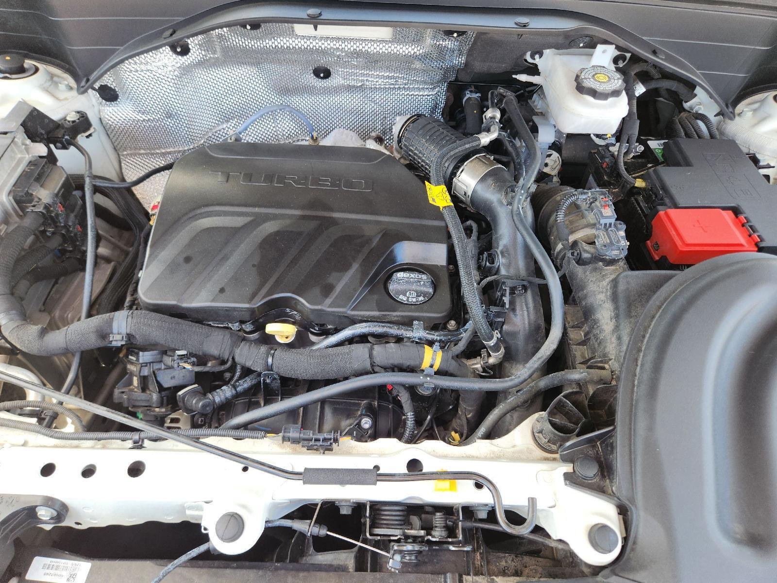 Used 2022 Summit White Chevrolet LT image 30