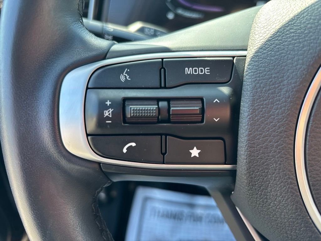 Used 2023 Black Kia X-Line image 22