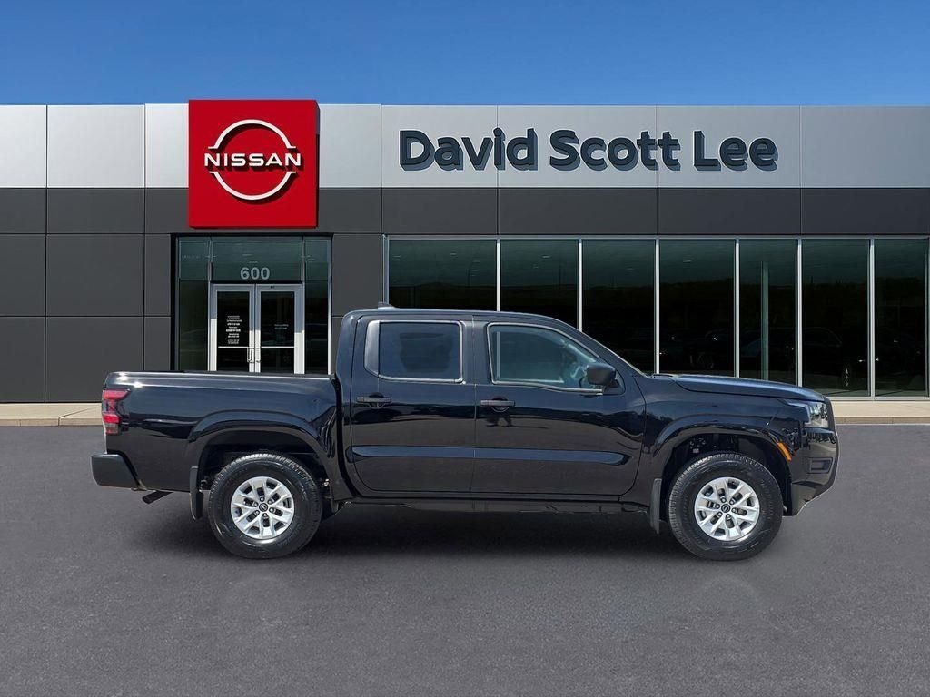 New 2026 Super Black Nissan Crew Cab S image 6