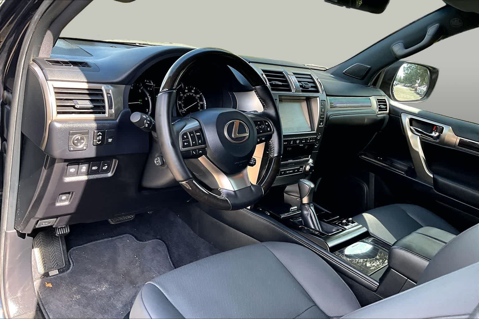 Used 2021 Nightfall Mica Lexus Premium image 17