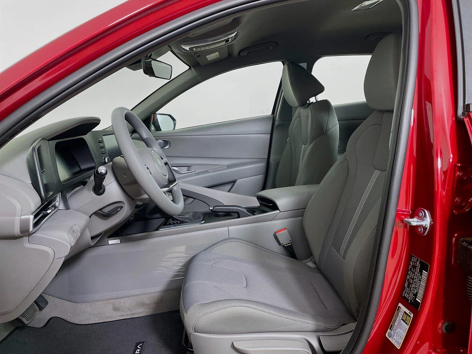Used 2025 Ultimate Red Hyundai SE image 11