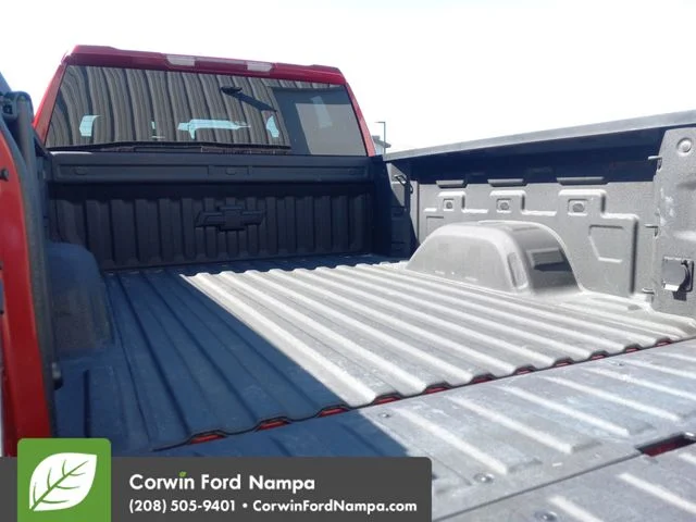 Used 2025 Red Chevrolet RST image 28