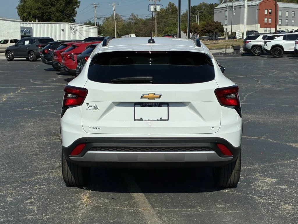 New 2026 Summit White Chevrolet LT image 7
