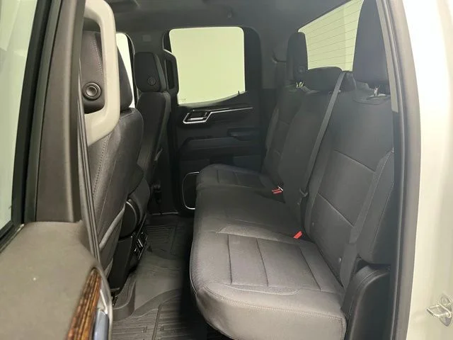 Used 2023 White GMC SLE image 41