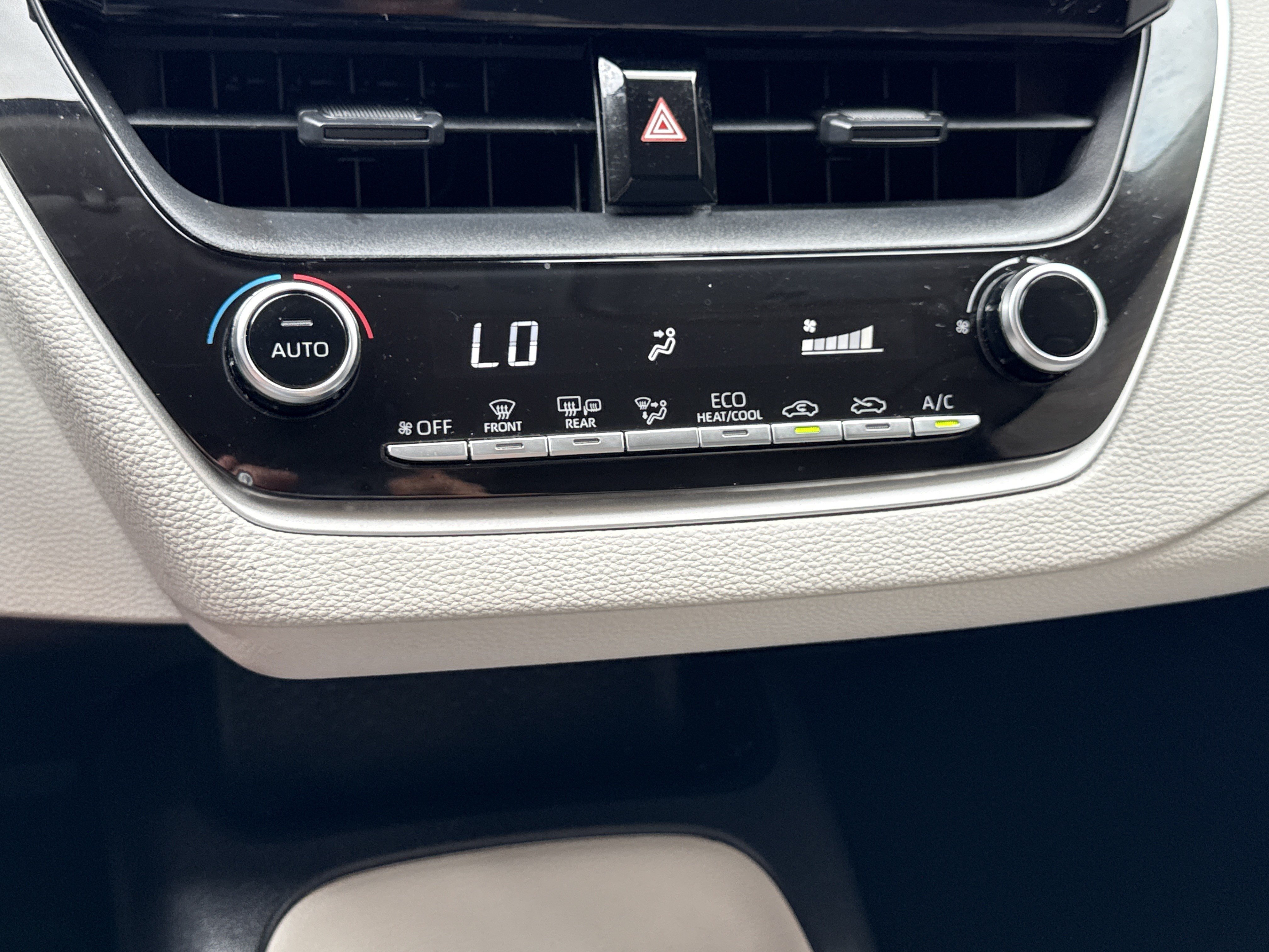 Used 2020 Black Sand Pearl Toyota LE image 22