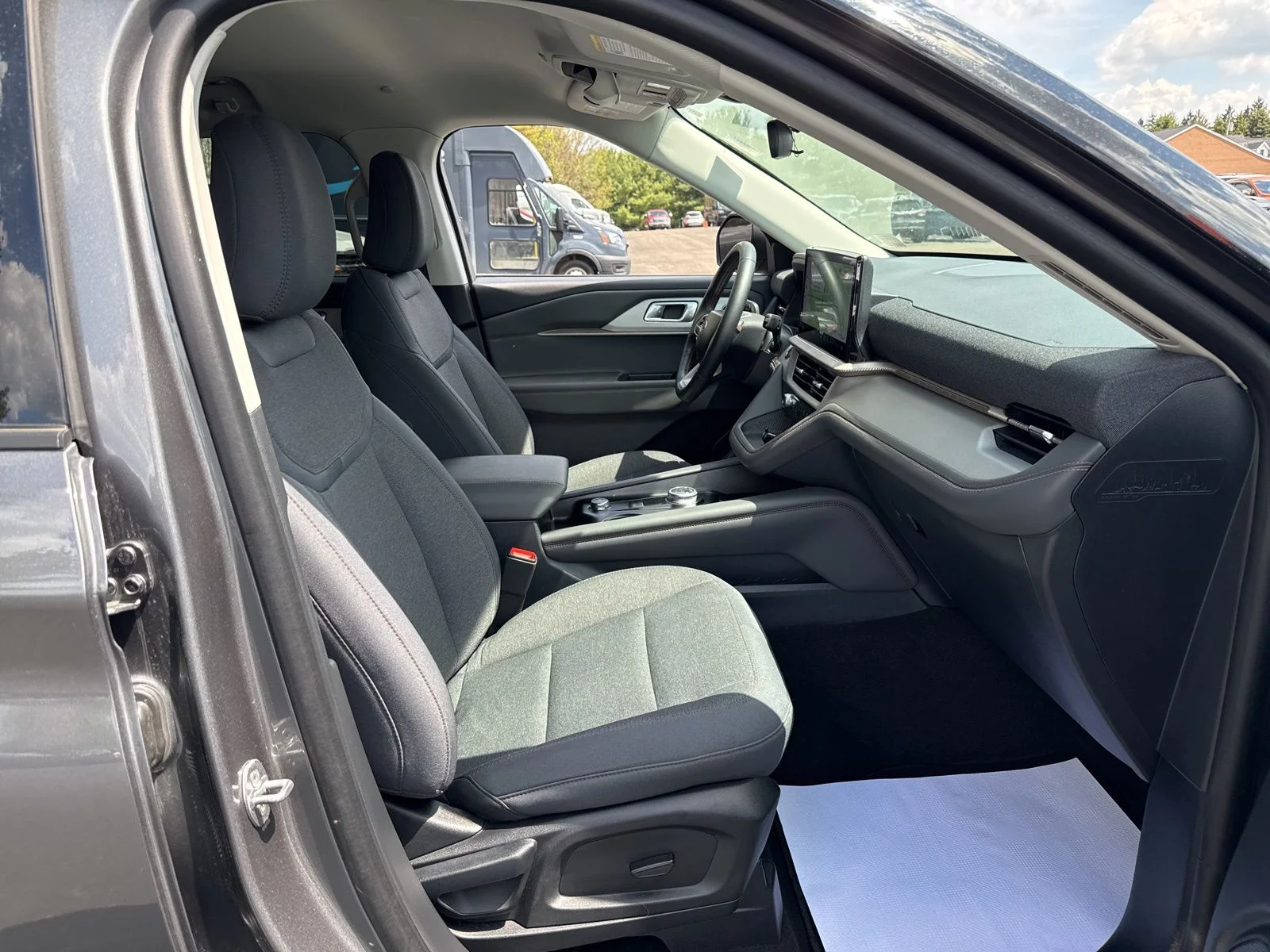 Certified Used 2025 Carbonized Gray Metallic Ford Active image 39