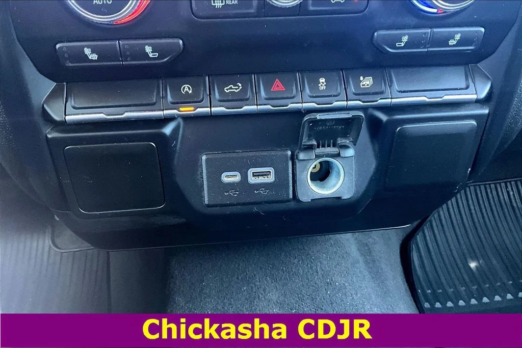 2022 GMC Sierra 1500 Limited SLE - Photo 17