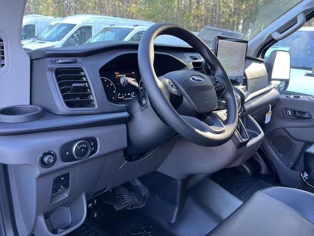 New 2025 White Ford Base image 5